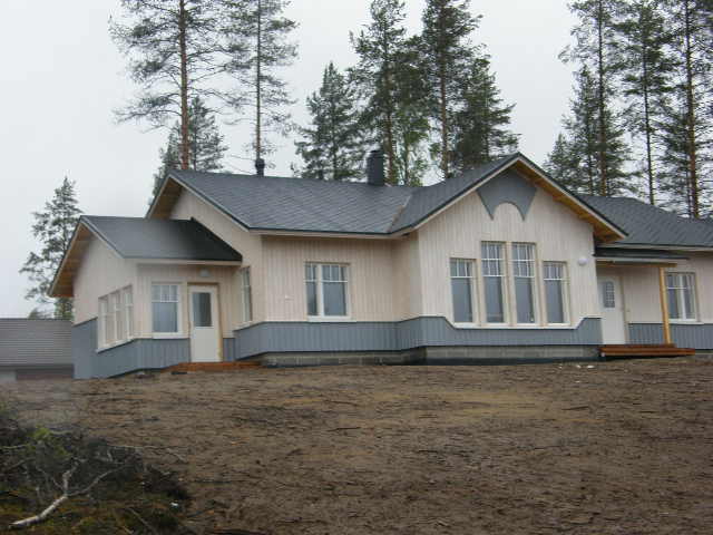 Onni-malli, kaksiosainen laudoitus